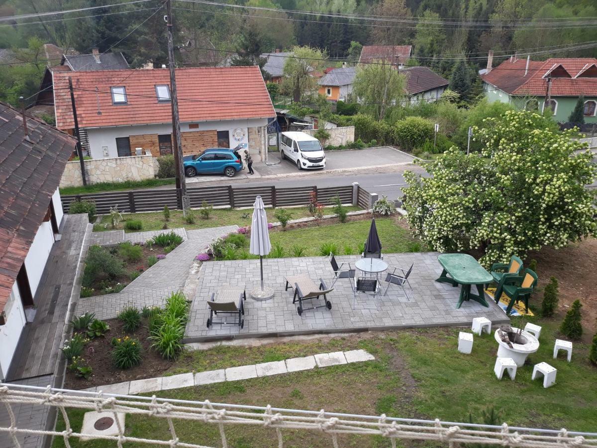Zempleni Pitvaros Piheno Telkibánya 외부 사진