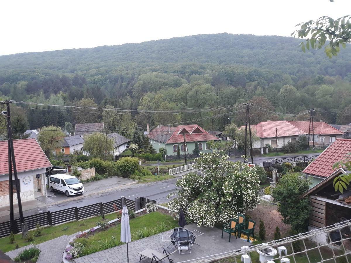 Zempleni Pitvaros Piheno Telkibánya 외부 사진