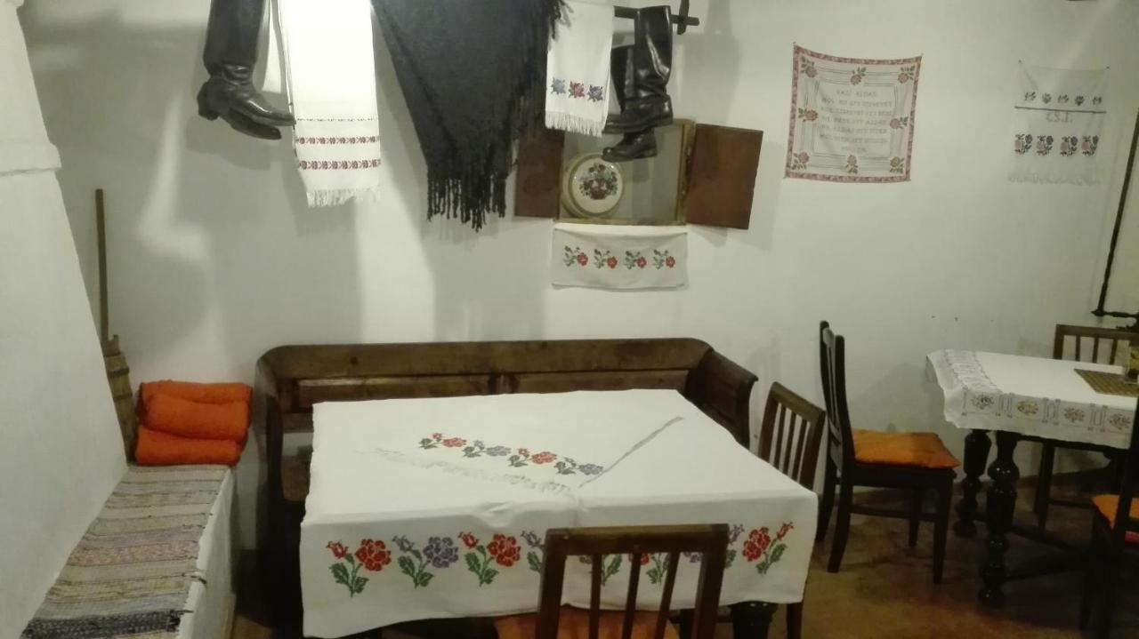 Zempleni Pitvaros Piheno Telkibánya 외부 사진