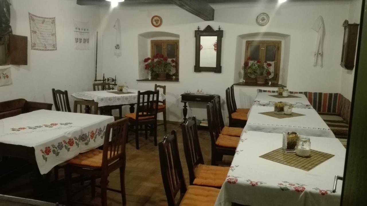Zempleni Pitvaros Piheno Telkibánya 외부 사진